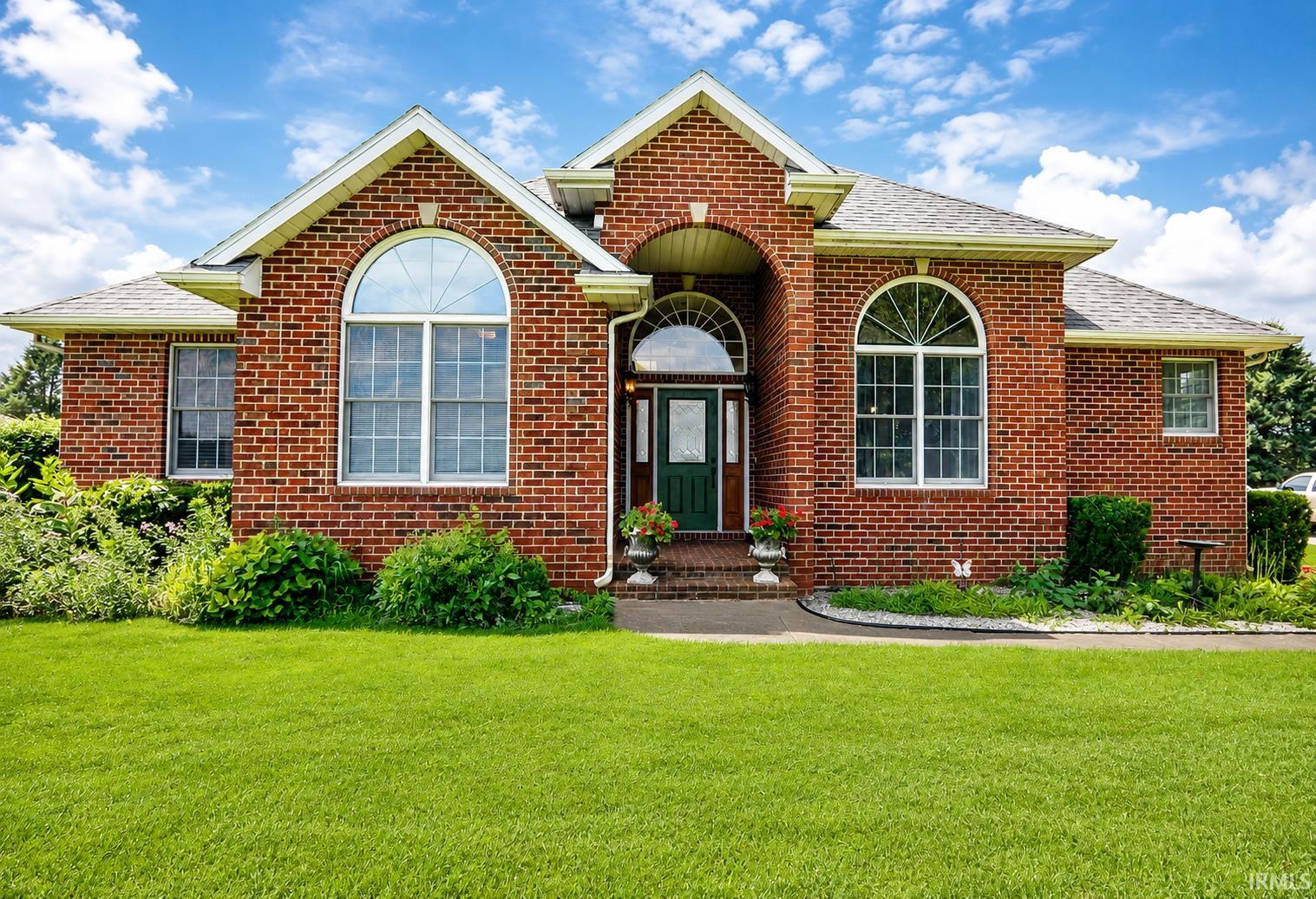 51529 Primrose Road South Bend, IN 46628 - Photo 1 of 31 Gallery Image 1
