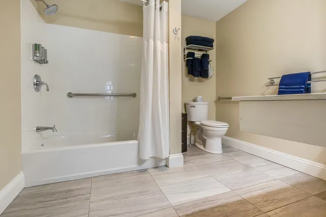 $79,000 | 1 Ocean Avenue, Unit 307 FRACTION 3, York, ME 03909