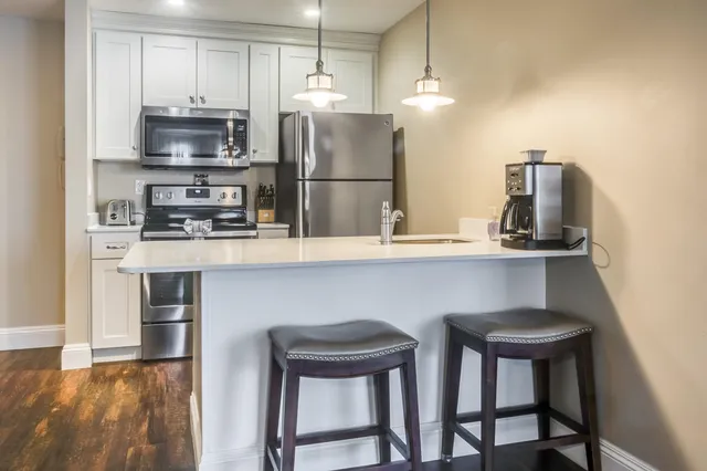 $79,000 | 1 Ocean Avenue, Unit 307 FRACTION 3, York, ME 03909