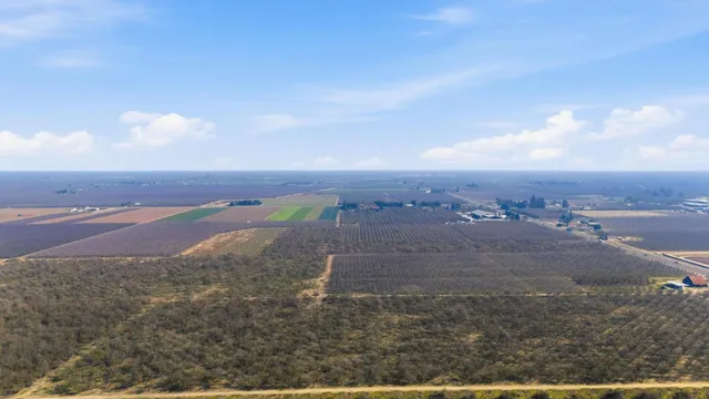 $4,776,960 | 123 Hwy 120, Manteca, CA 95336