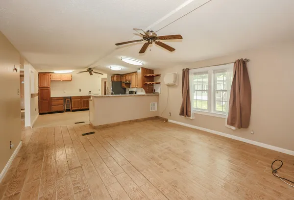 $194,500 | 25 Cheryl Drive, Concord, NH 03303