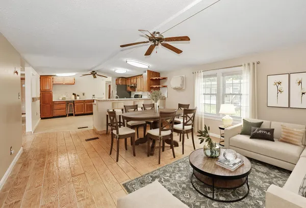 $194,500 | 25 Cheryl Drive, Concord, NH 03303