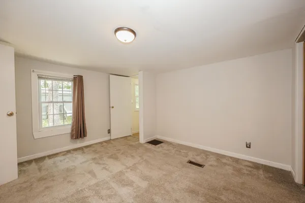 $194,500 | 25 Cheryl Drive, Concord, NH 03303