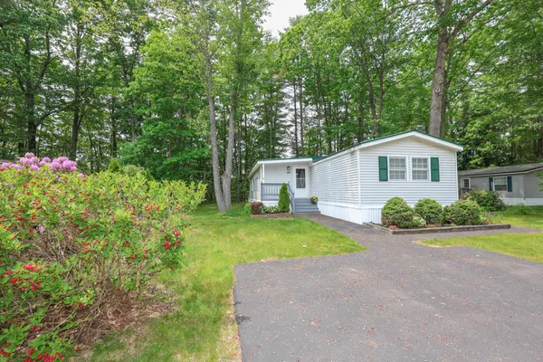 $194,500 | 25 Cheryl Drive, Concord, NH 03303