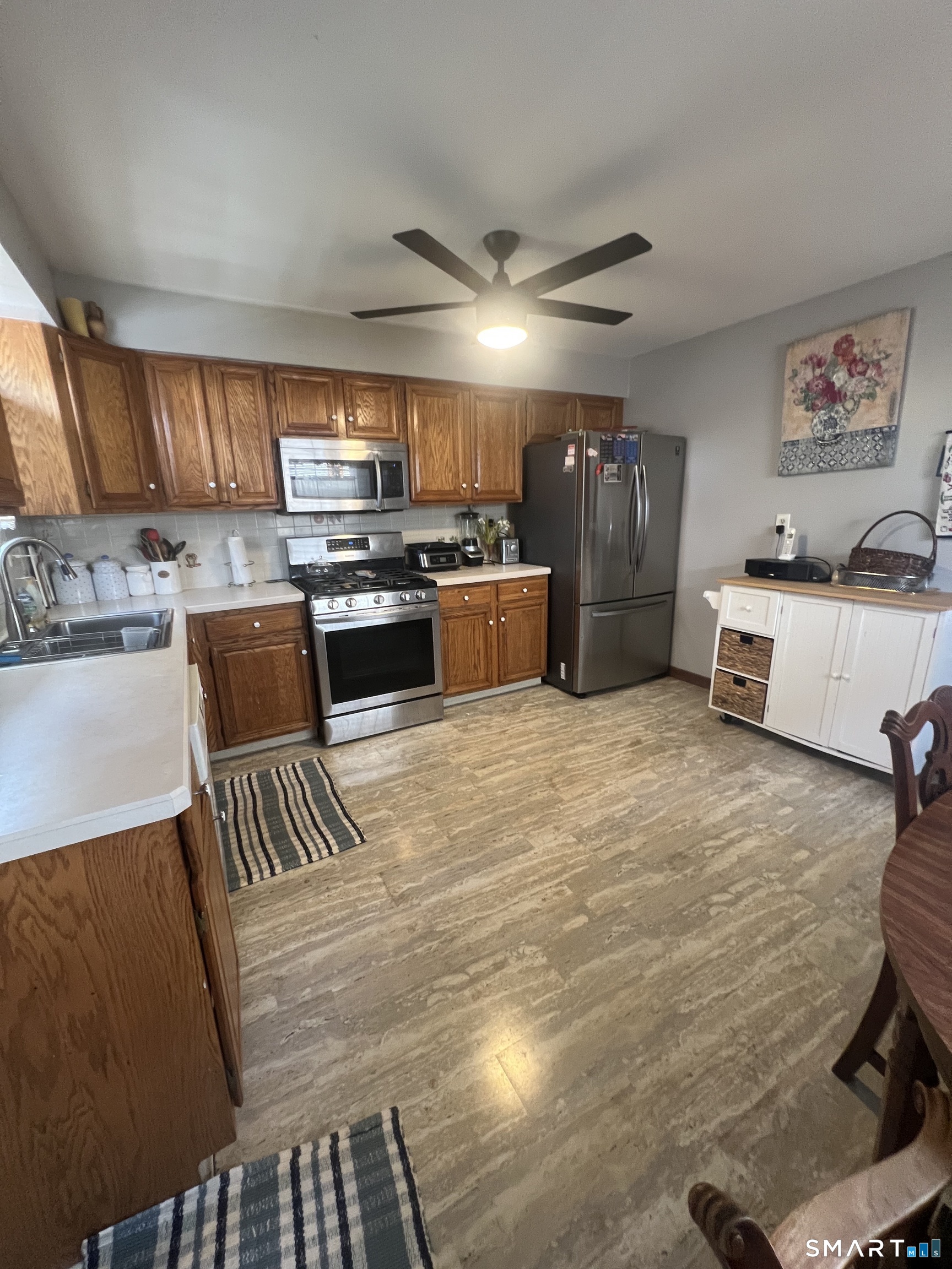 153 Shell Street Bridgeport, CT 06605 - Photo 8 of 21