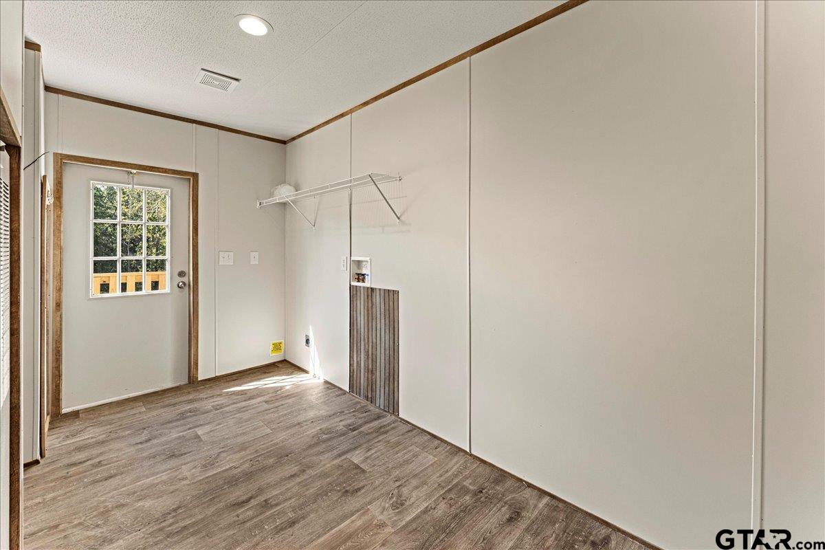 4776 County Road 4509 Athens, TX 75752 - Photo 17 of 25 a view of an empty room