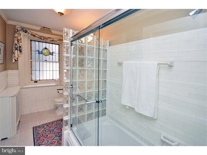 312 Berkeley Road Merion Station, PA 19066 - Photo 17 of 23 Bathroom