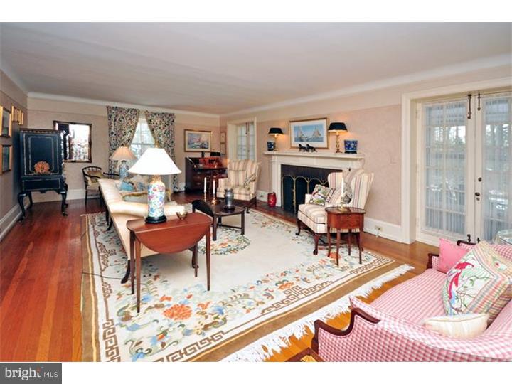 312 Berkeley Road Merion Station, PA 19066 - Photo 7 of 23 Living Room