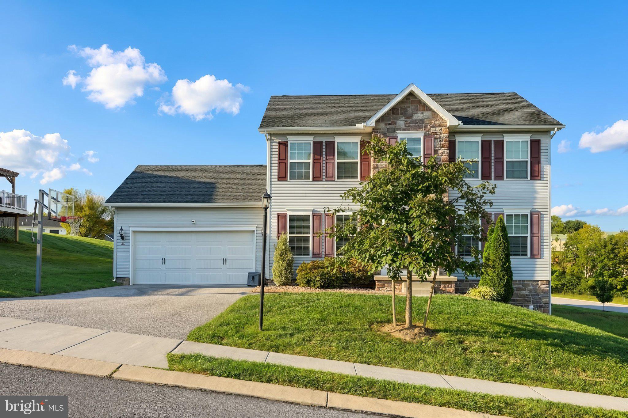 35 Fox Run Road Hanover, PA 17331 - Photo 2 of 43 Gallery Image 2