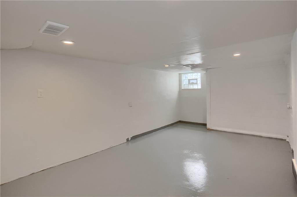 5216 Verona Road Verona, PA 15147 - Photo 24 of 42 Gallery Image 24