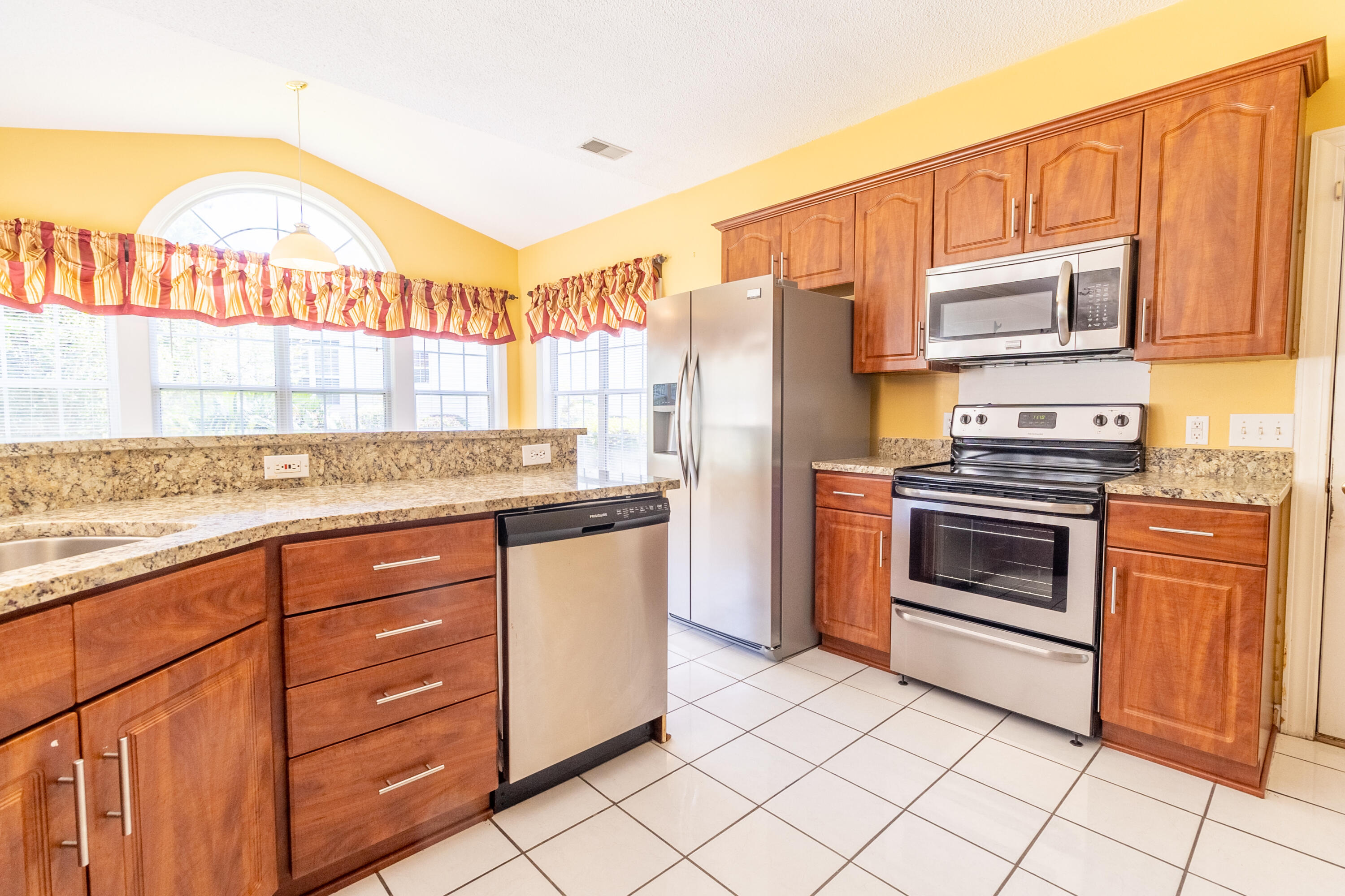 1726 Fox Ridge Court Charleston, SC 29414 - Photo 13 of 41 3S7A4230-HDR
