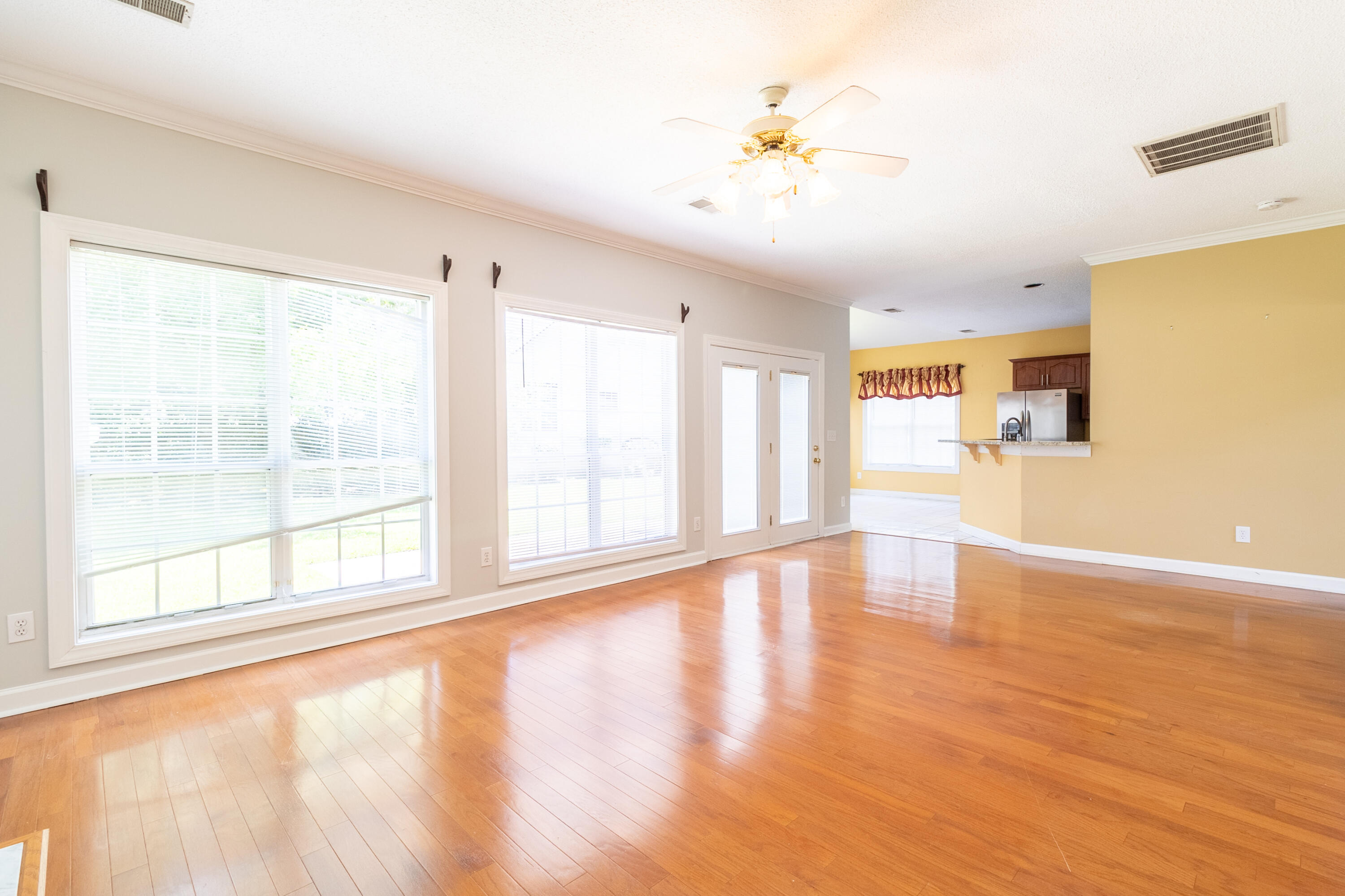 1726 Fox Ridge Court Charleston, SC 29414 - Photo 14 of 41 Family Room