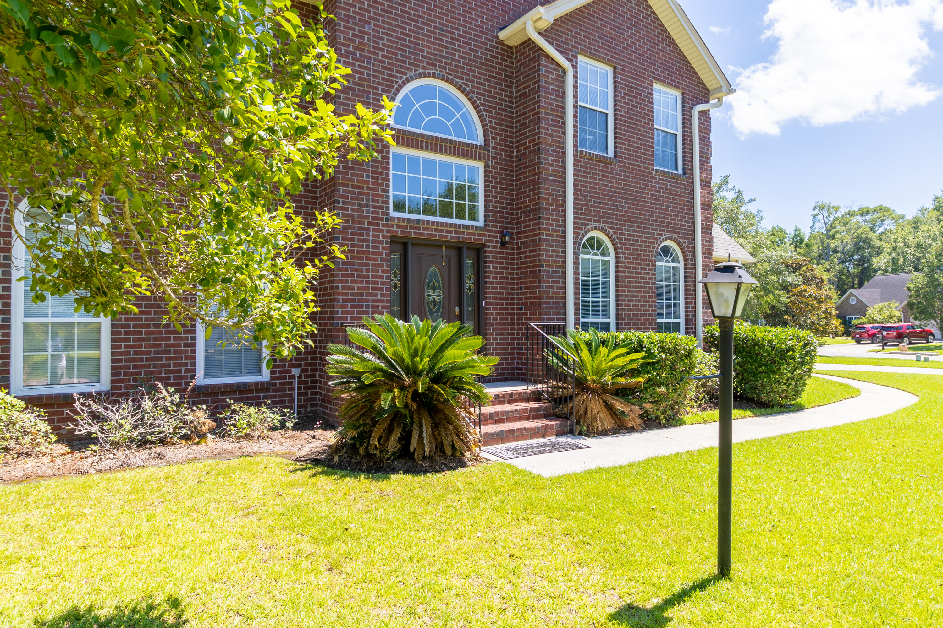 1726 Fox Ridge Court Charleston, SC 29414 - Photo 3 of 41 3S7A4566-HDR