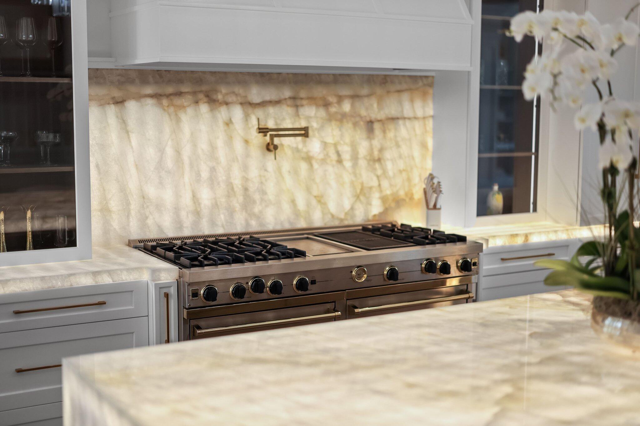 340 East Royal Palm Road Boca Raton, FL 33432 - Photo 11 of 59 a kitchen with a stove and a shower