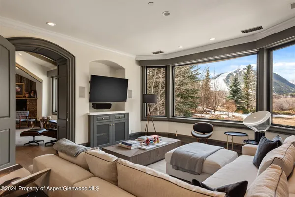 $200,000 | 73 Hideaway Lane, Aspen, CO 81611