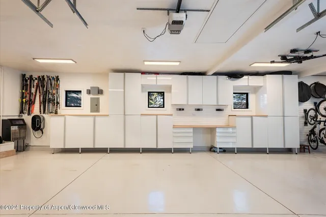 $200,000 | 73 Hideaway Lane, Aspen, CO 81611