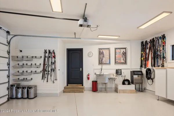 $200,000 | 73 Hideaway Lane, Aspen, CO 81611