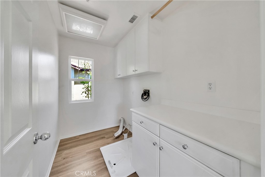 5 Flowerdale Ladera Ranch, CA 92694 - Photo 17 of 22 a view of an empty room and window