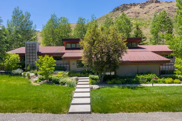 $8,500,000 | 250 Foxglove Lane, Blaine County, ID 83340