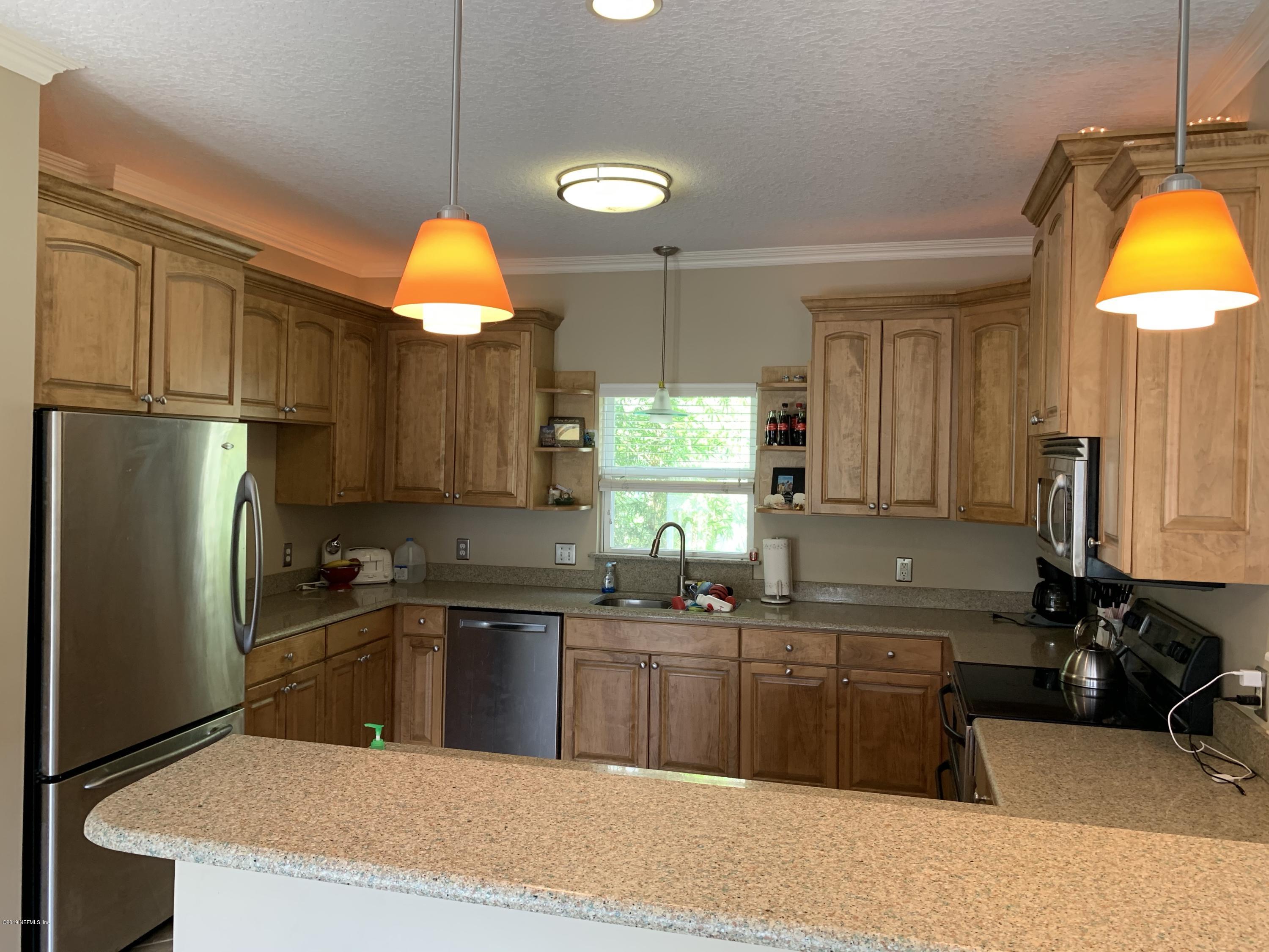 925 Seminole Road Atlantic Beach, FL 32233 - Photo 17 of 37 Kitchen w/eat in bar