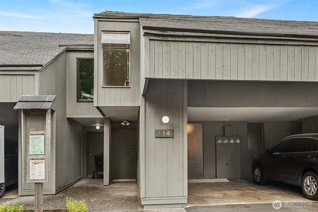 $549,000 | 6582 137th Avenue Northeast, Unit 414, Redmond, WA 98052