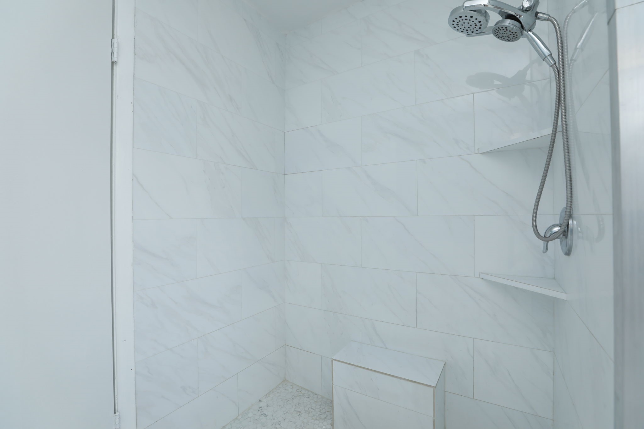 8235 Dover Street Houston, TX 77061 - Photo 23 of 36 a shower