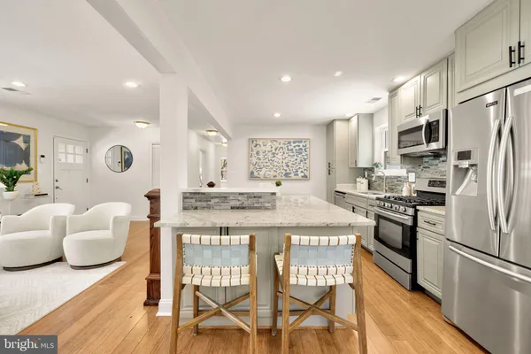 $799,000 | 407 Hinsdale Court, Silver Spring, MD 20901