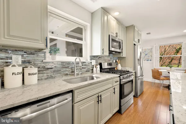 $799,000 | 407 Hinsdale Court, Silver Spring, MD 20901