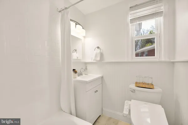 $799,000 | 407 Hinsdale Court, Silver Spring, MD 20901