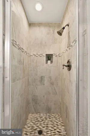 $799,000 | 407 Hinsdale Court, Silver Spring, MD 20901