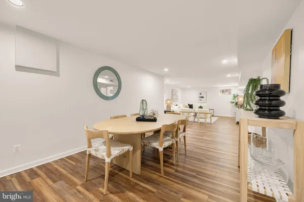 $799,000 | 407 Hinsdale Court, Silver Spring, MD 20901