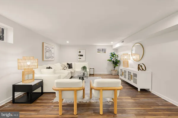 $799,000 | 407 Hinsdale Court, Silver Spring, MD 20901