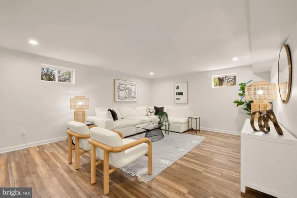 $799,000 | 407 Hinsdale Court, Silver Spring, MD 20901