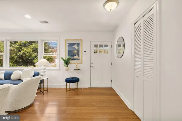 $799,000 | 407 Hinsdale Court, Silver Spring, MD 20901