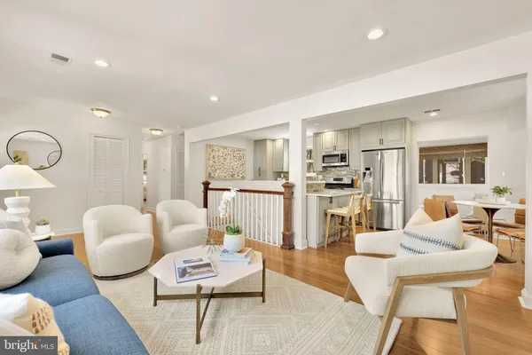 $799,000 | 407 Hinsdale Court, Silver Spring, MD 20901