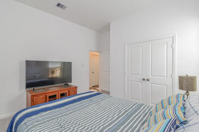 $2,300 | 18931 Eliza Crk Lane, New Caney, TX 77357