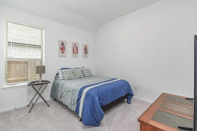 $2,300 | 18931 Eliza Crk Lane, New Caney, TX 77357