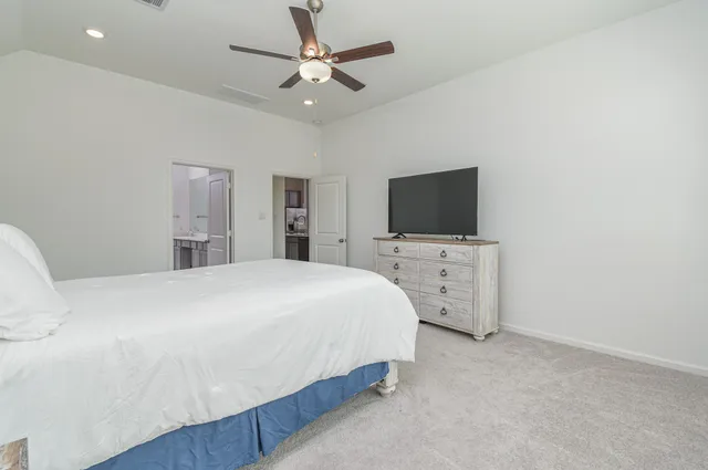 $2,300 | 18931 Eliza Crk Lane, New Caney, TX 77357