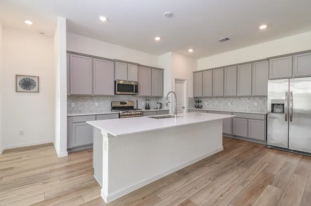 $2,300 | 18931 Eliza Crk Lane, New Caney, TX 77357