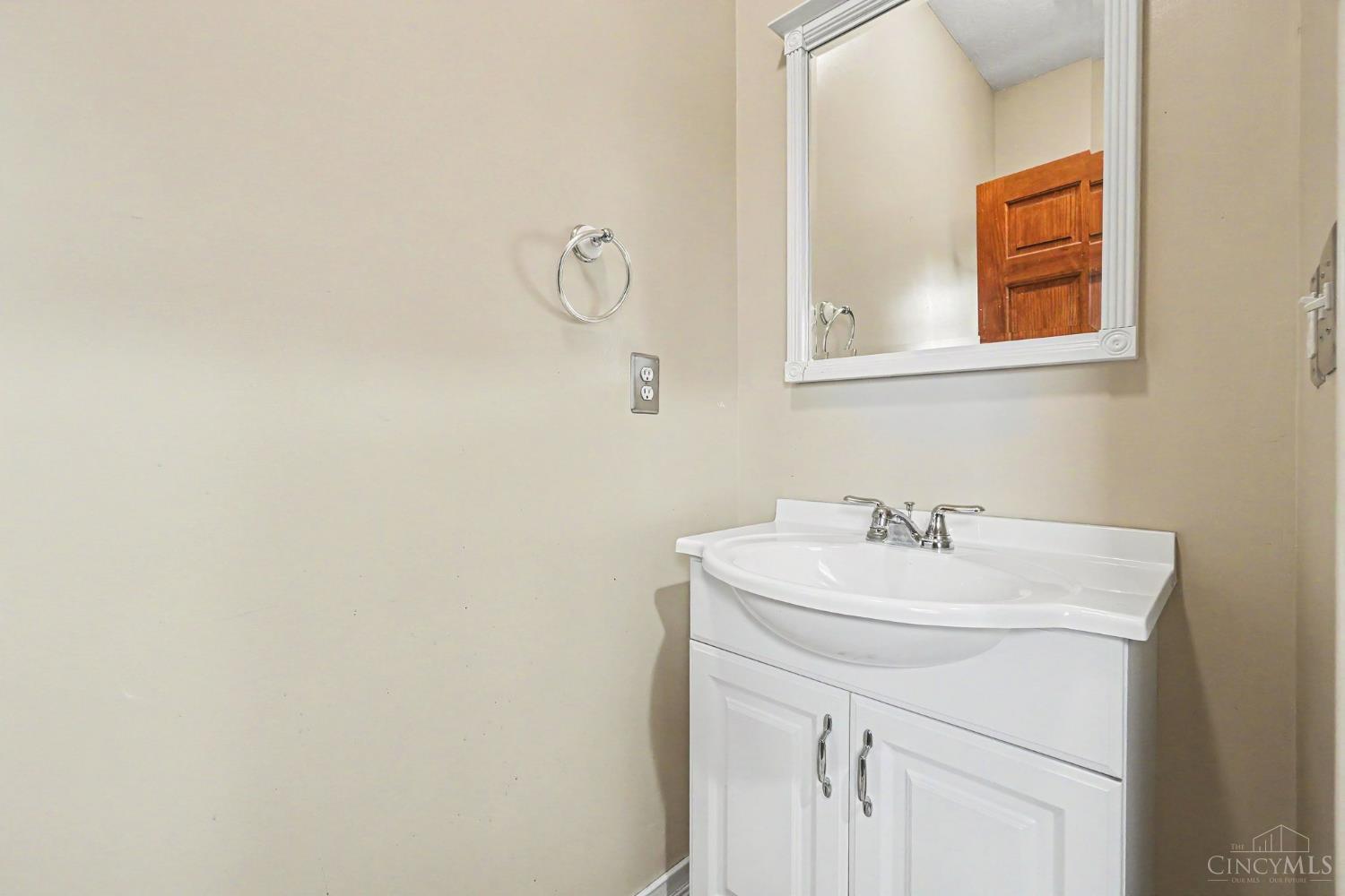 5791 State Road Hamilton, OH 45013 - Photo 34 of 44 Gallery Image 34