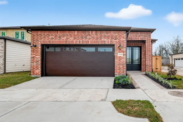 $2,650 | 4340 Avron Drive, Stafford, TX 77477