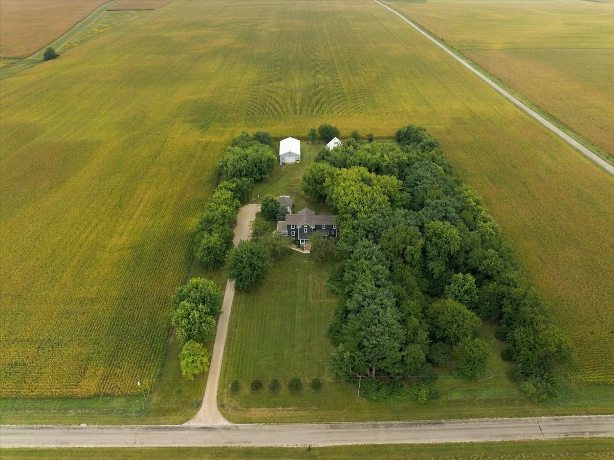 32135 East 1500 North Road Colfax, IL 61728 - Photo 7 of 61 Gallery Image 7