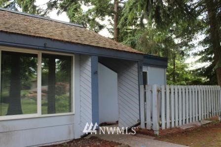 4308 Northeast Sunset Boulevard, Unit J5 Renton, WA 98059 - Photo 19 of 21 Gallery Image 19
