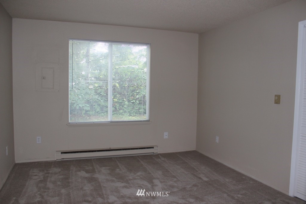 4308 Northeast Sunset Boulevard, Unit J5 Renton, WA 98059 - Photo 5 of 21 Gallery Image 5