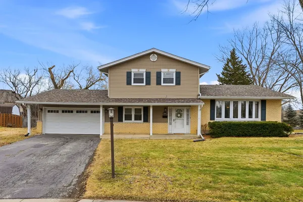 $599,900 | 765 Concord Lane, Hoffman Estates, IL 60192