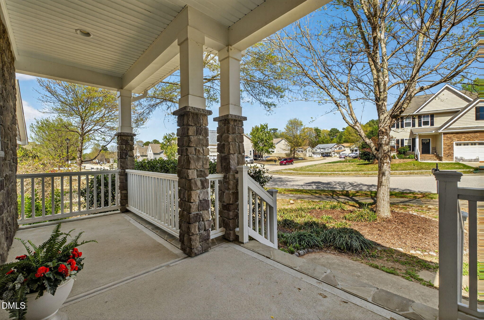 1304 Barnford Mill Road Wake Forest, NC 27587 - Photo 5 of 44 a view of a outdoor space