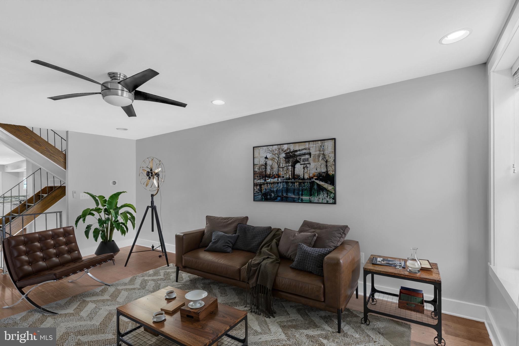 1827 Light Street Baltimore, MD 21230 - Photo 4 of 28 a living room with furniture