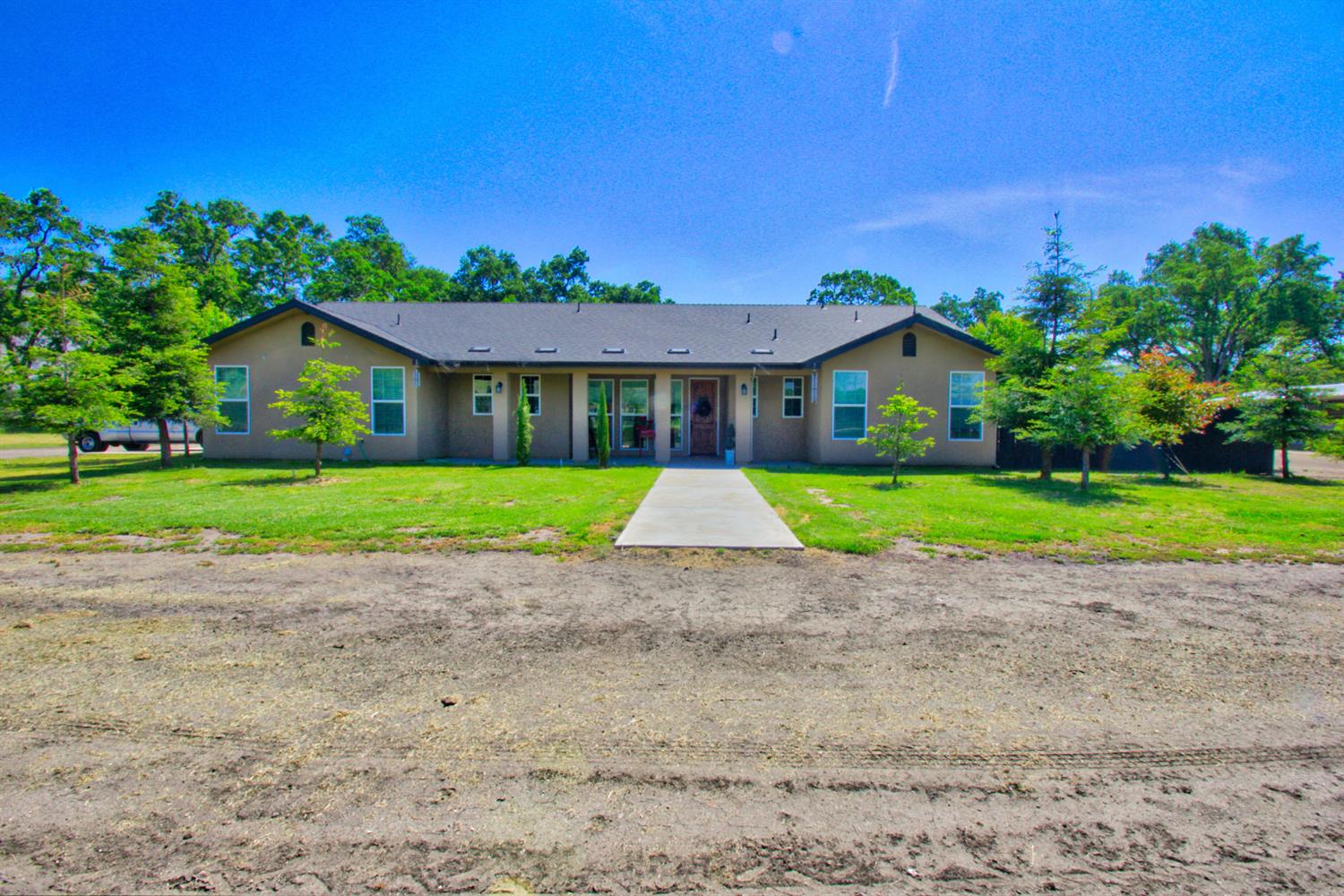 31822 Indian Guide Road Squaw Valley, CA 93675 - Photo 1 of 49 Gallery Image 1