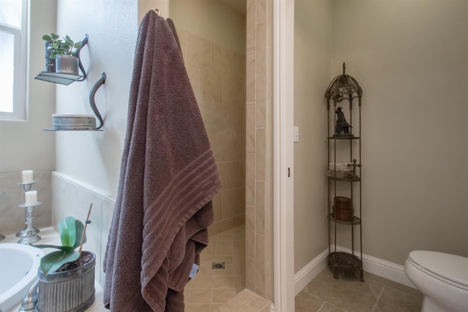 31822 Indian Guide Road Squaw Valley, CA 93675 - Photo 20 of 49 Gallery Image 20