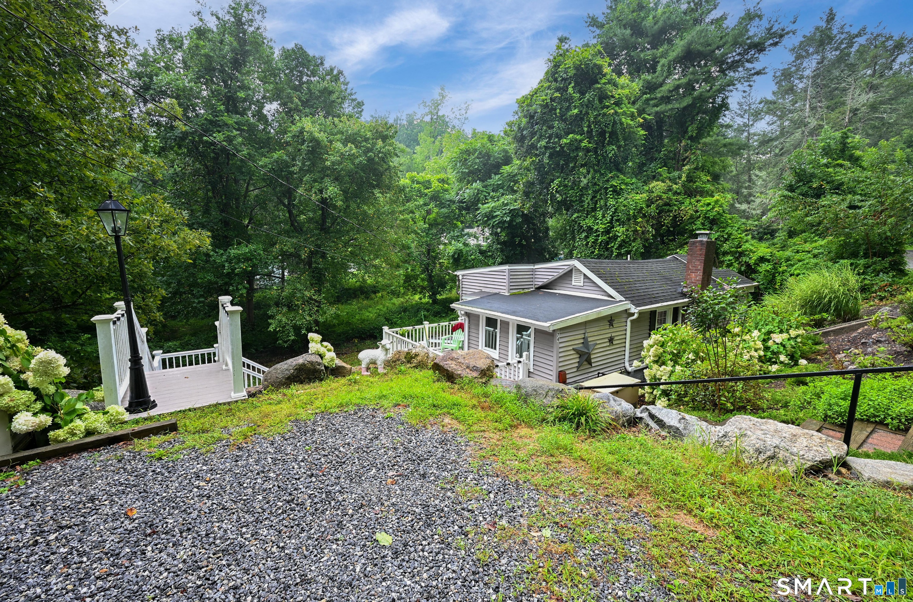 74 Great Quarter Road Newtown, CT 06482 - Photo 2 of 33 Gallery Image 2